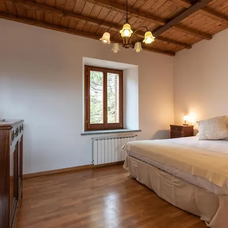 Inviting In With Balcony * Spello