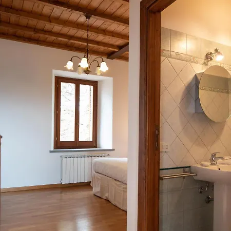 Villa Inviting In With Balcony